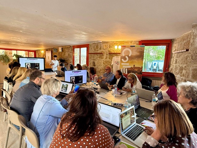 Workshop: IA per la tua vita e il tuo lavoro: ChatGPT spiegato semplice